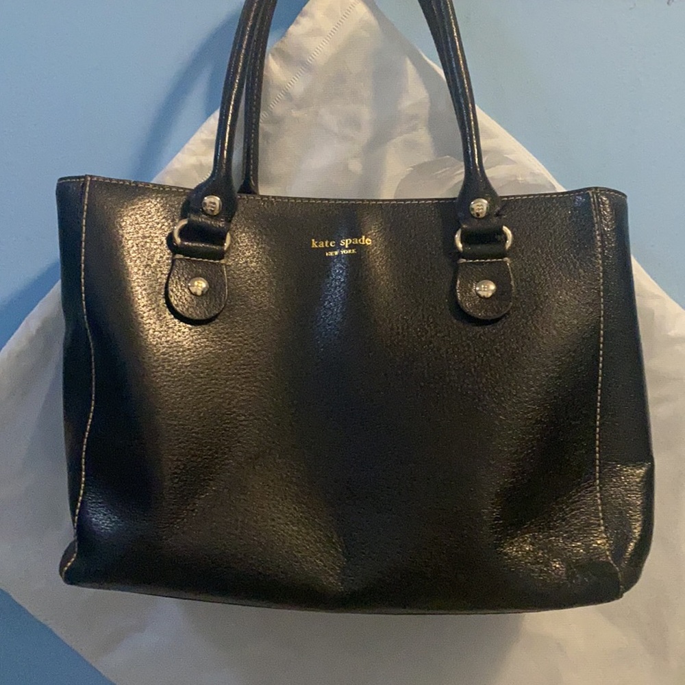 Like New KATE Spade 12 wide and 15 drop